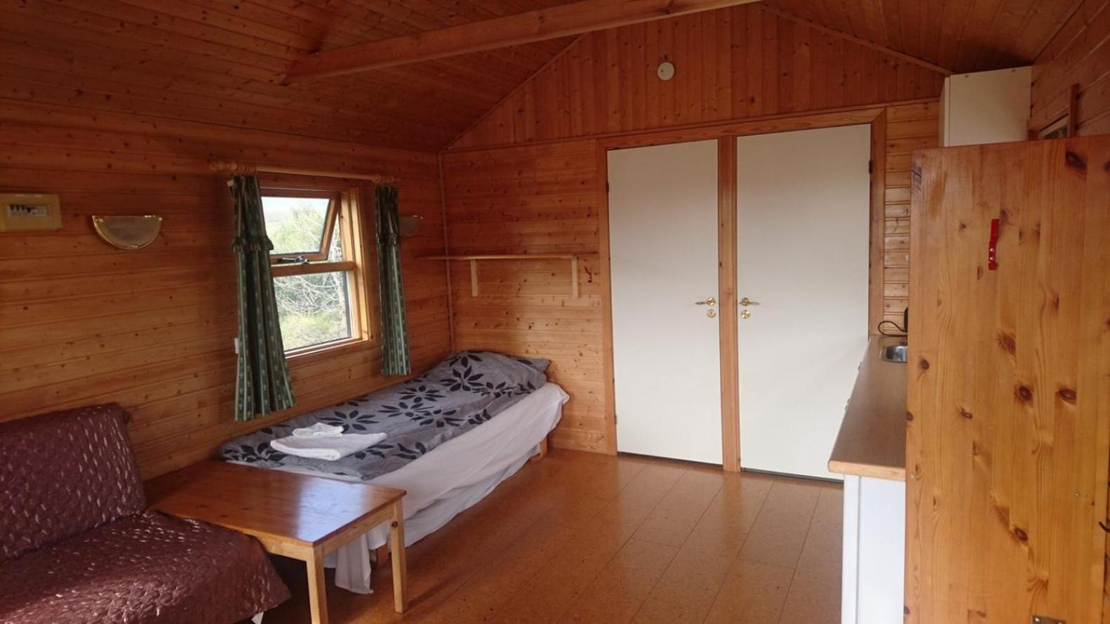Bakkafloet Guesthouse Varmahlíð Exteriör bild