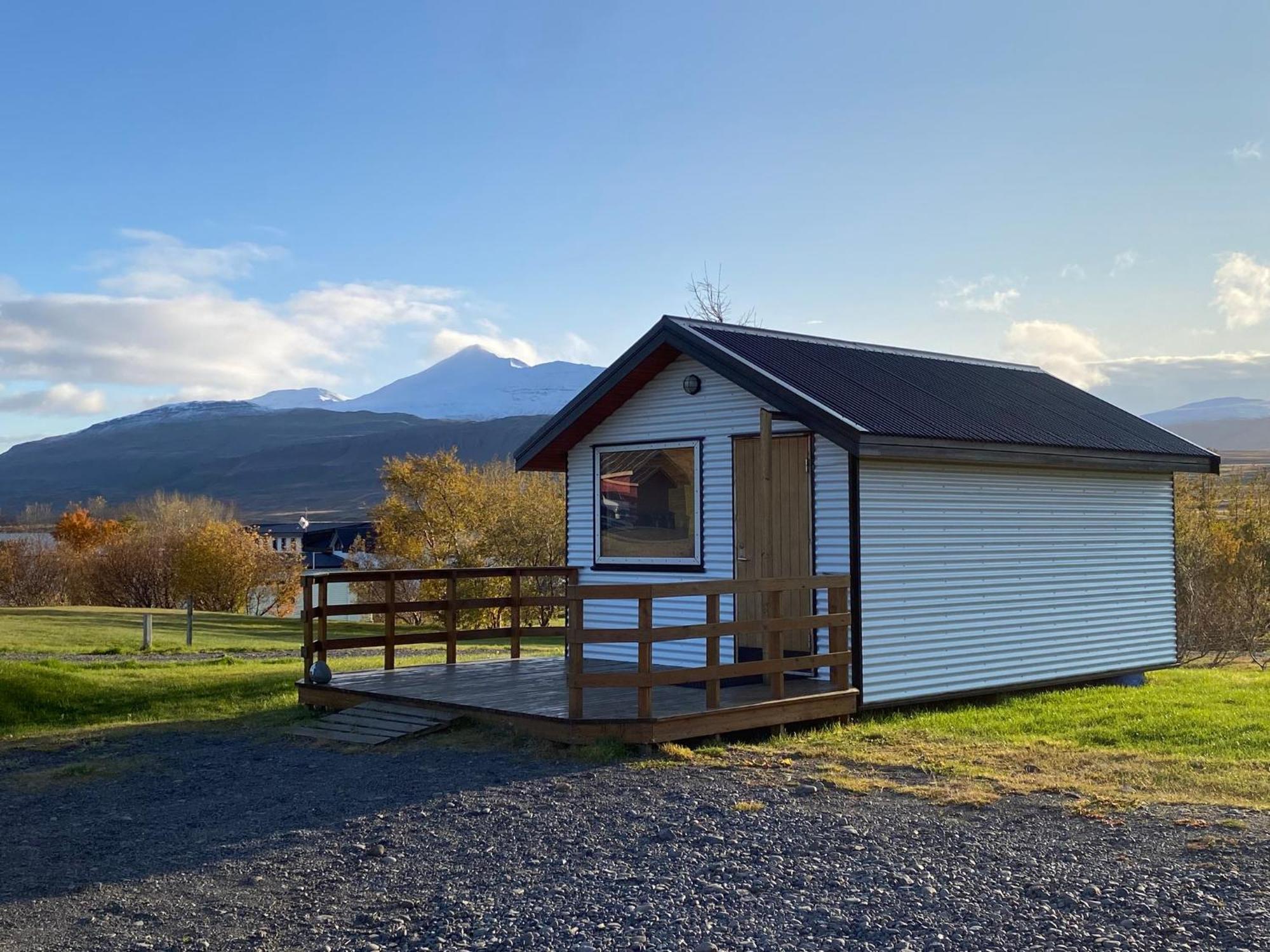Bakkafloet Guesthouse Varmahlíð Exteriör bild