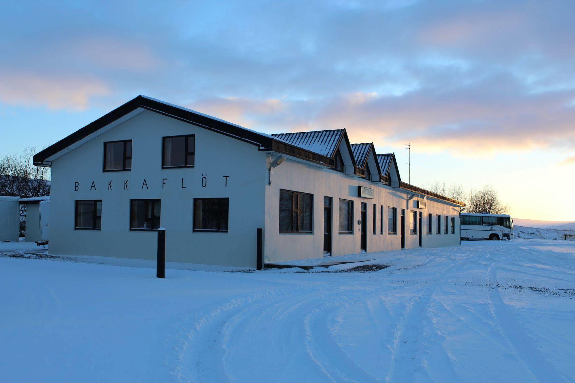 Bakkafloet Guesthouse Varmahlíð Exteriör bild